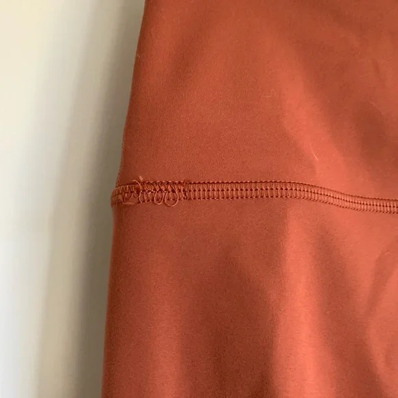 Lululemon Wunder Train High-Rise Tight 25" in Dark Terracotta - Picture 5 of 7